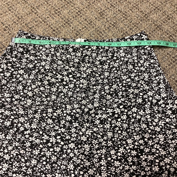 SHEIN Black White Floral Palazzo Wide Leg Pants * Size Small * NWOT - Picture 5 of 10